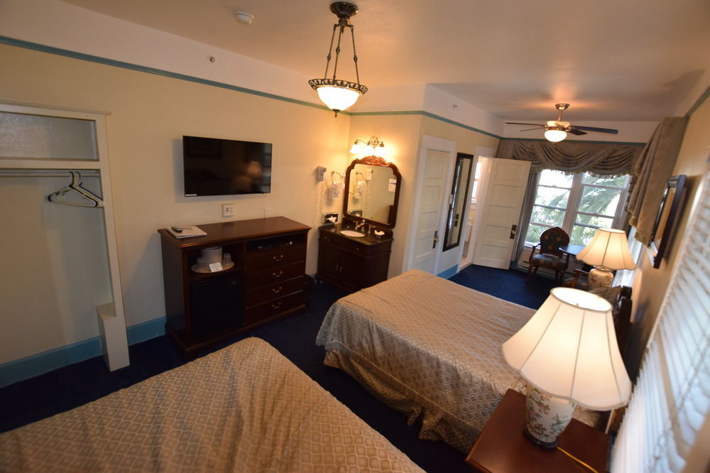 Hotel Catalina Авалон Екстериор снимка